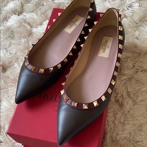 Valentino flats